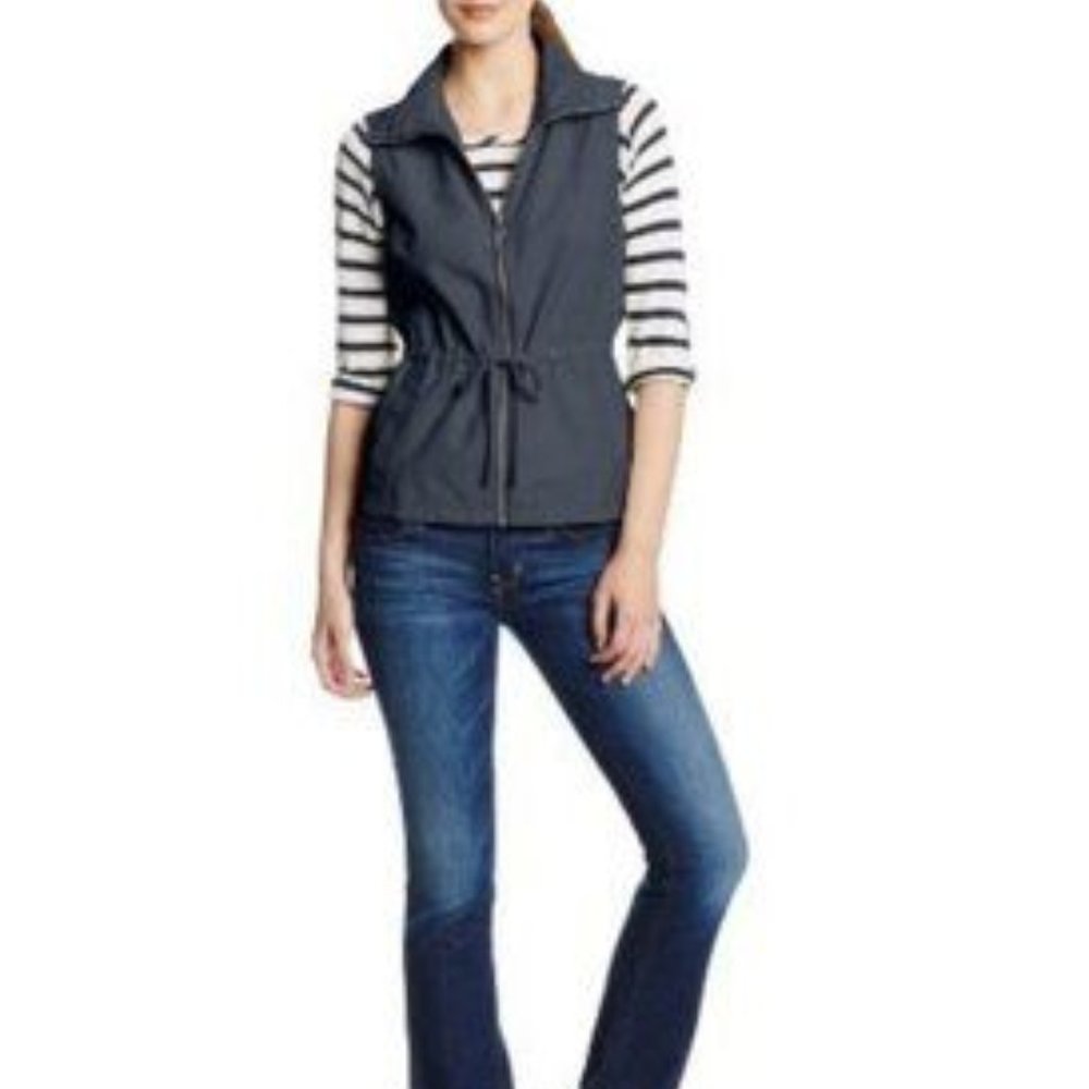 COLUMBIA Dusky Blue Vest - Arch Cape III - NWT